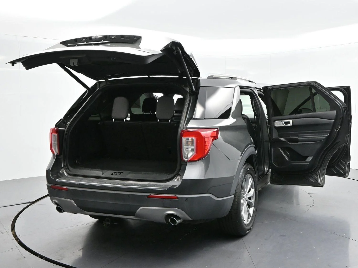Used 2020 Magnetic Ford Limited image 47