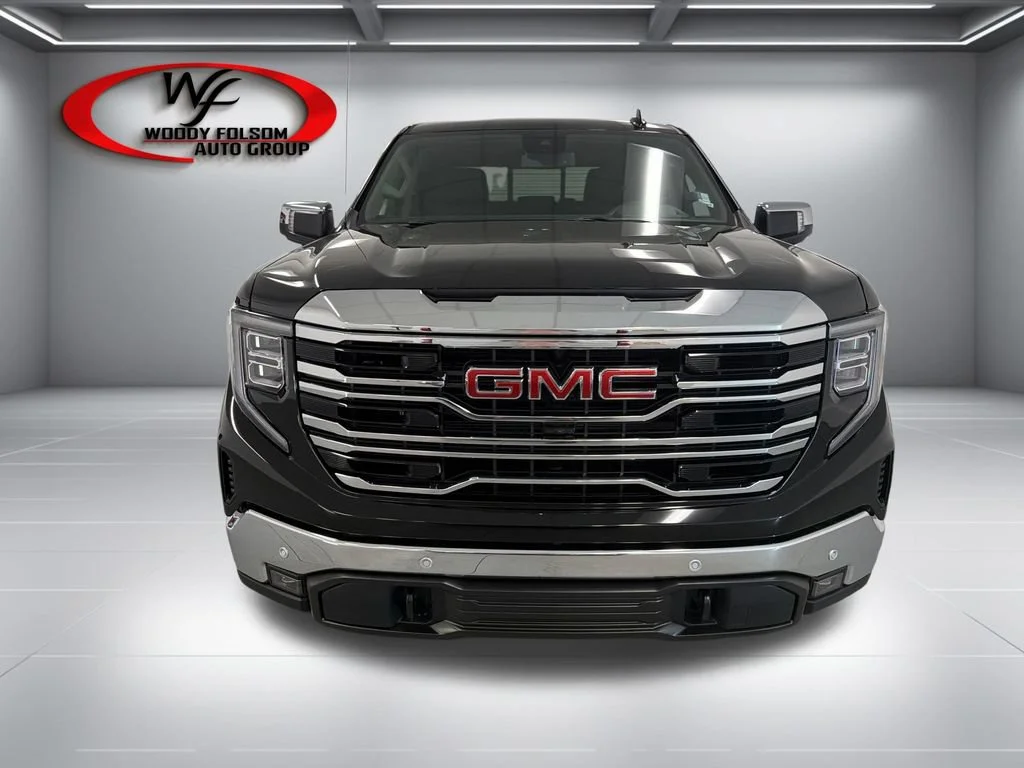 New 2026 Onyx Black GMC SLT image 2