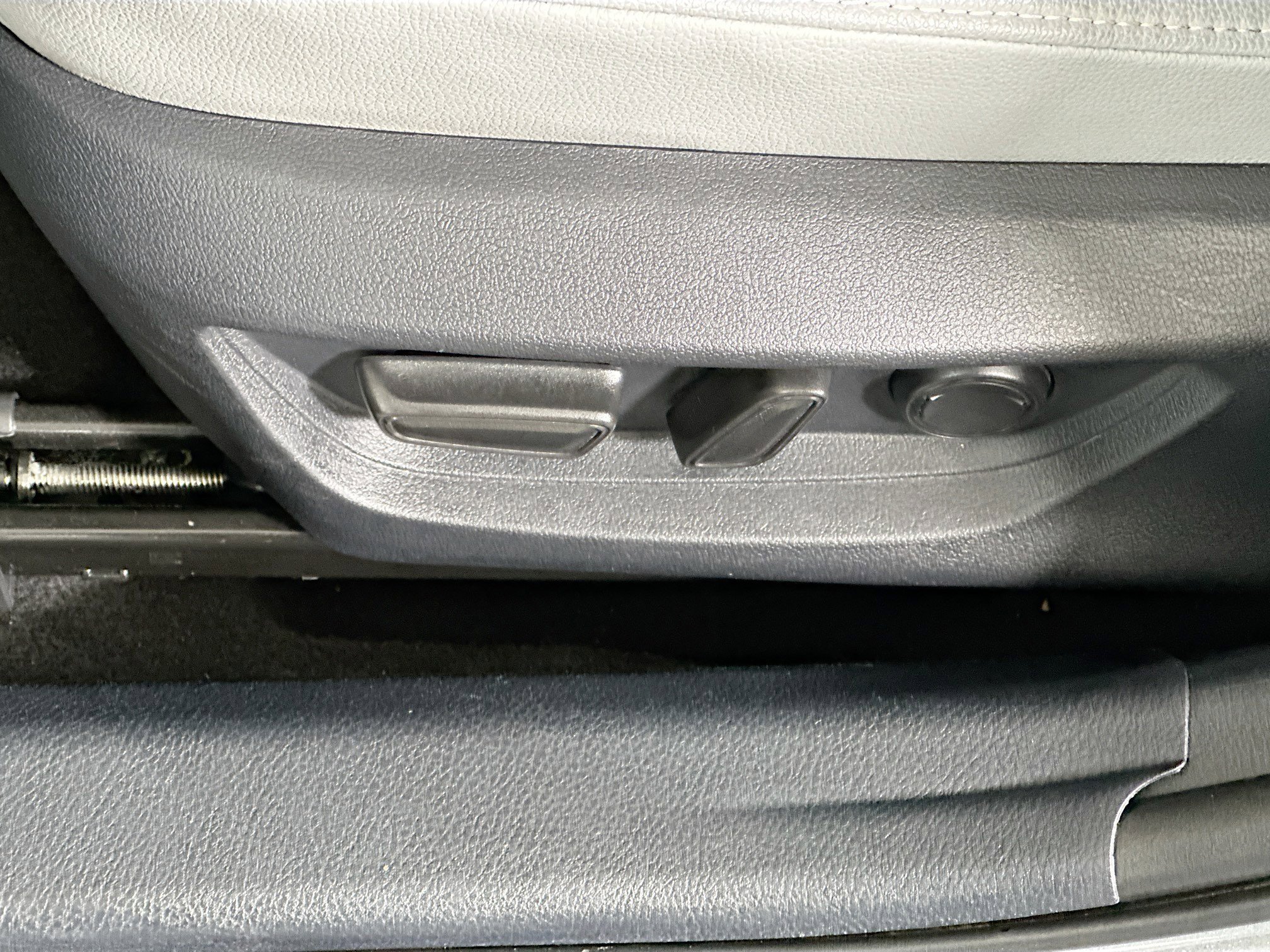 Used 2025 Heavy Metal Toyota SE image 13