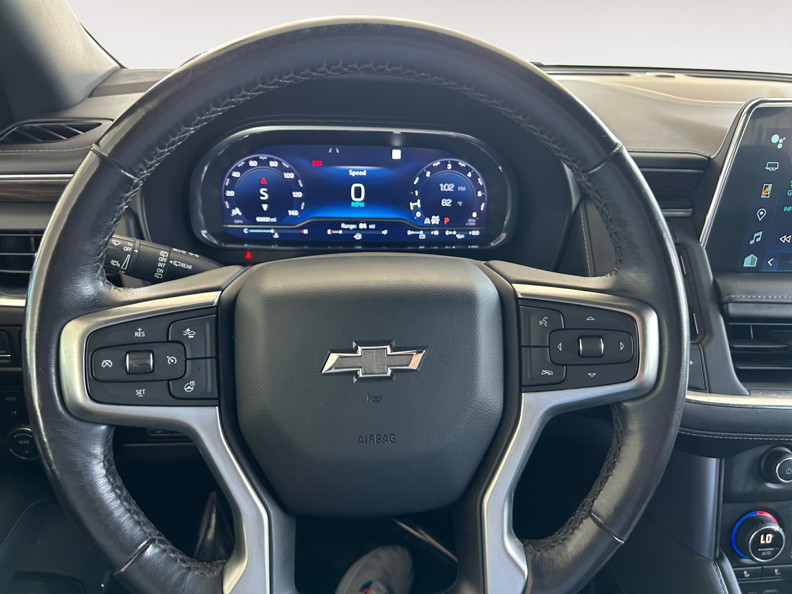 Used 2022 Summit White Chevrolet Z71 image 12