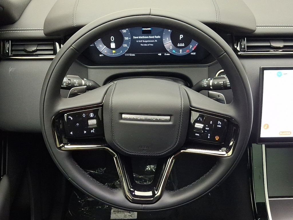 New 2026 Santorini Black Land Rover Belgravia Edition image 17