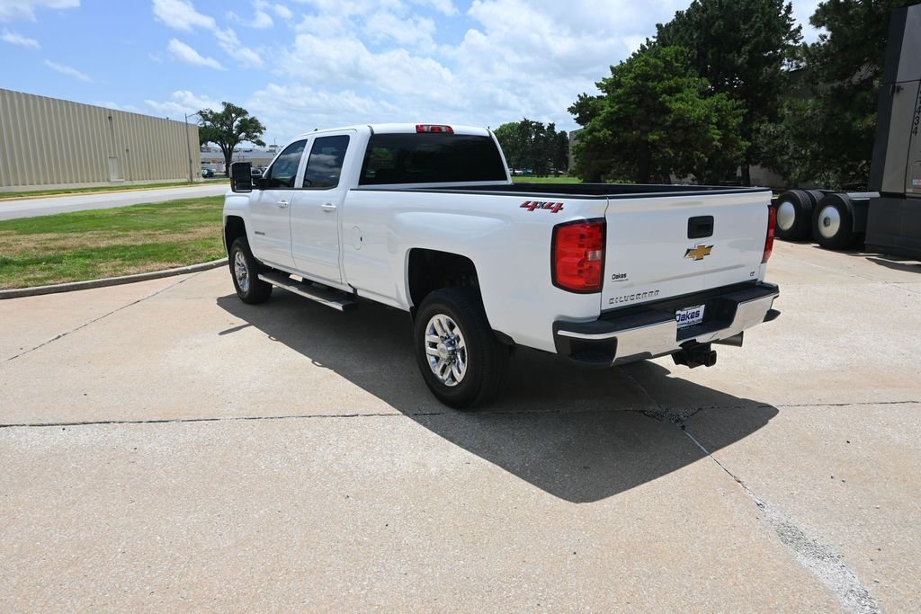 Used 2019 Summit White Chevrolet LT image 6