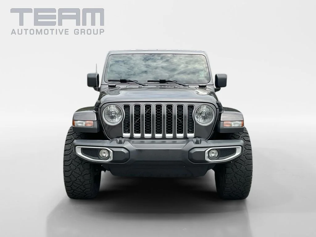 Used 2021 Gray Jeep Overland image 2
