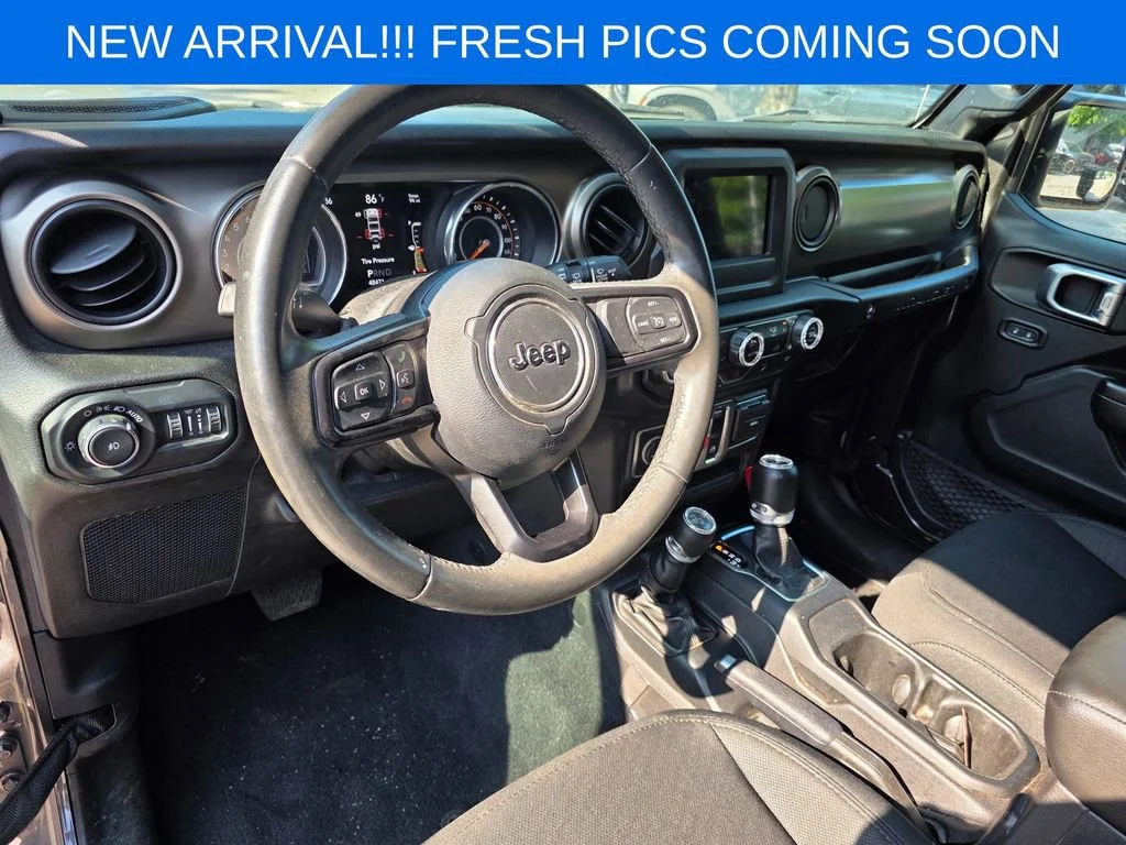 Used 2019 Gray Jeep Sport S 4x4 image 7