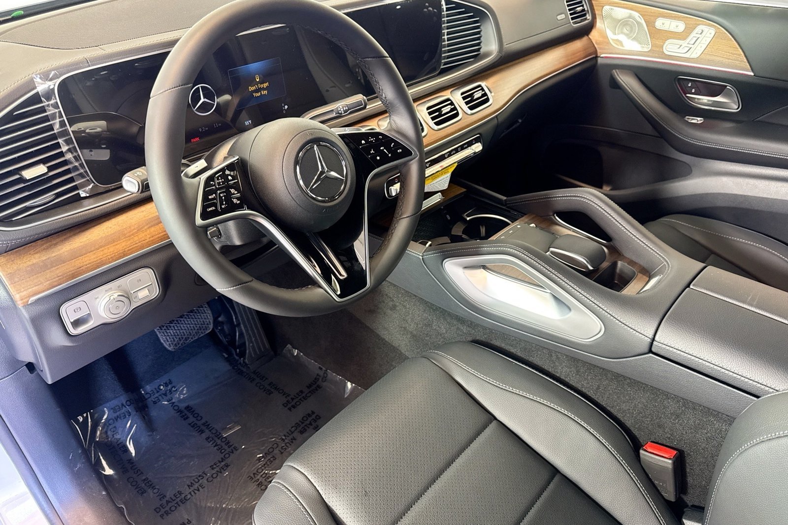 New 2026 Polar White Mercedes-Benz GLE 350 image 9