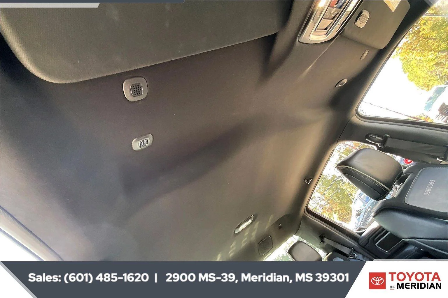 Used 2023 Bright White Clearcoat Ram Laramie image 16