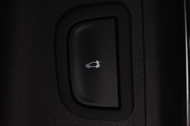 Used 2024 Gray Chevrolet RS image 33