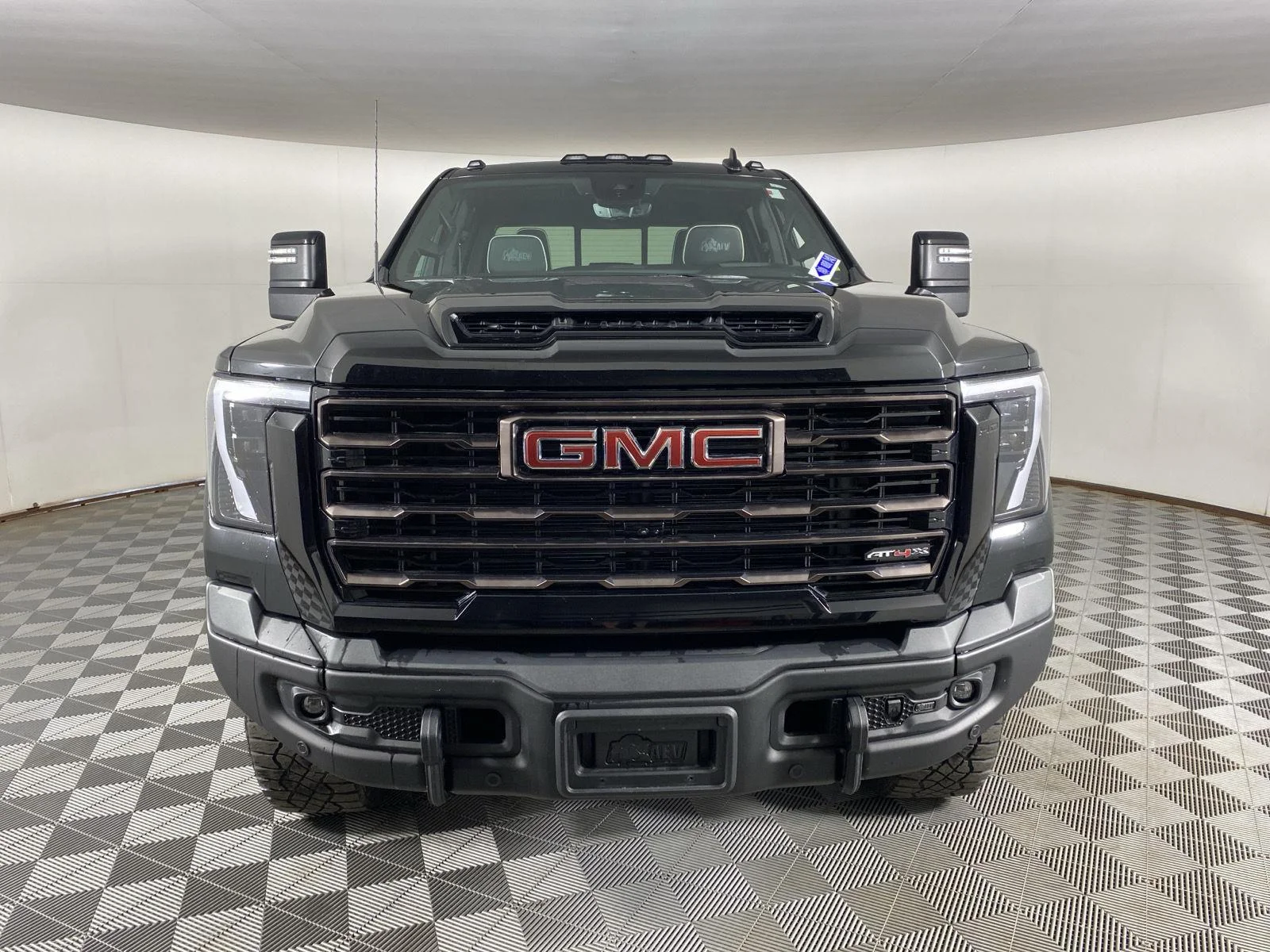Used 2025 Onyx Black GMC AT4X image 2