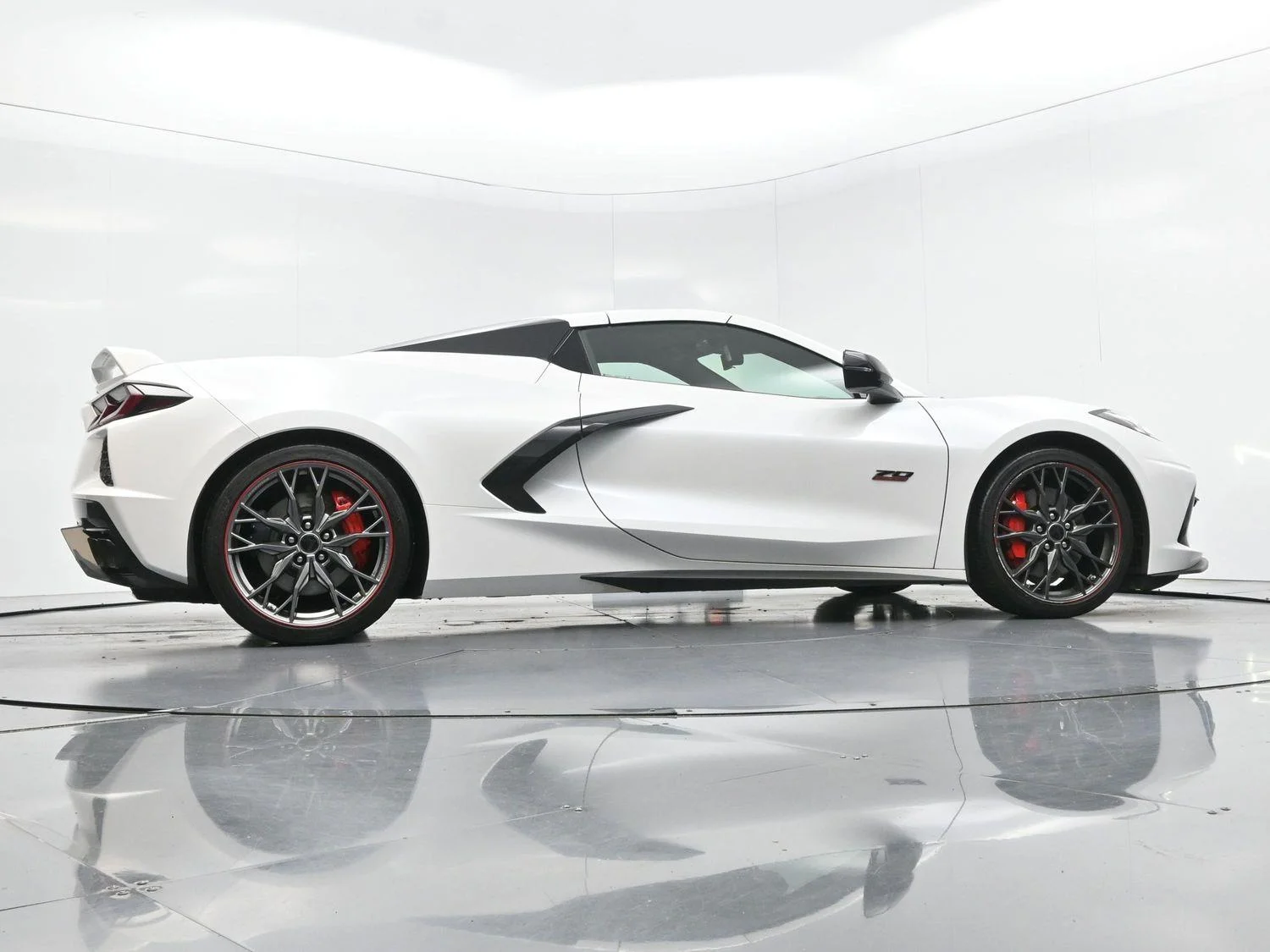 Used 2023 WHITE PEARL METALLIC TRICOAT Chevrolet 3LT image 54