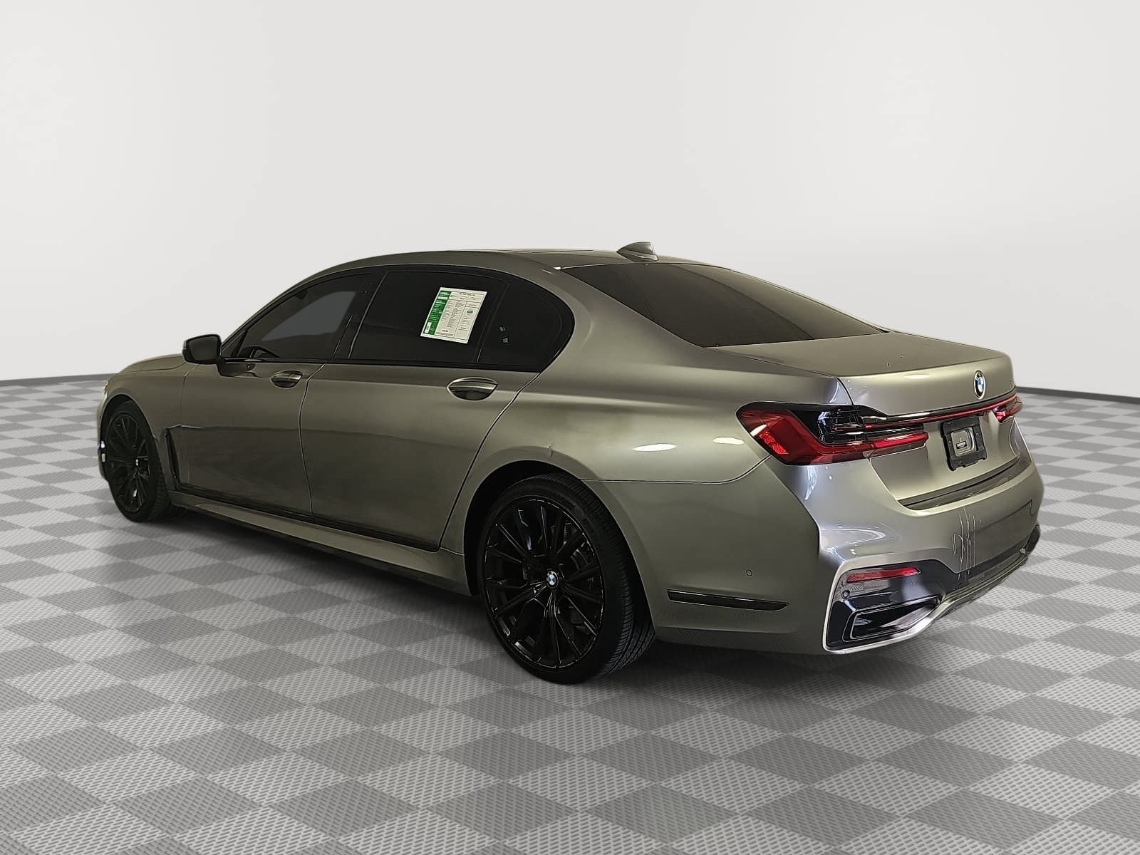 Used 2021 Gray BMW 740i image 6