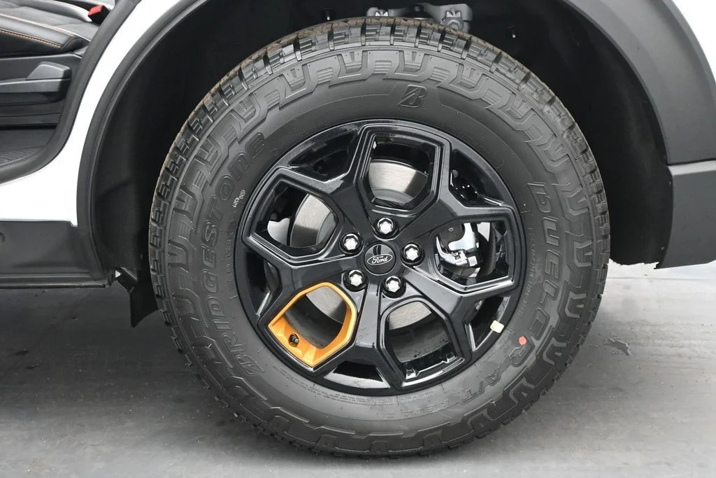 New 2026 Star White Metallic Tri-Coat Ford Tremor image 23
