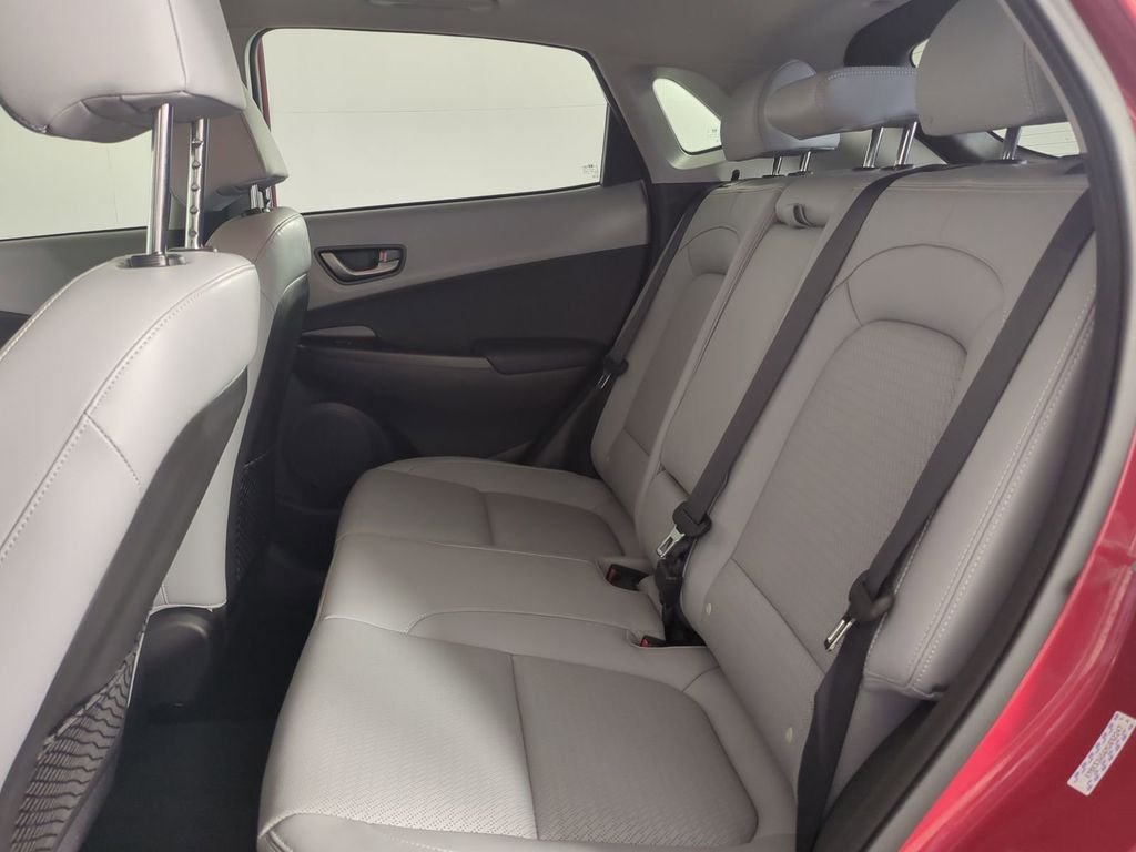 Used 2021 Red Hyundai Ultimate image 15