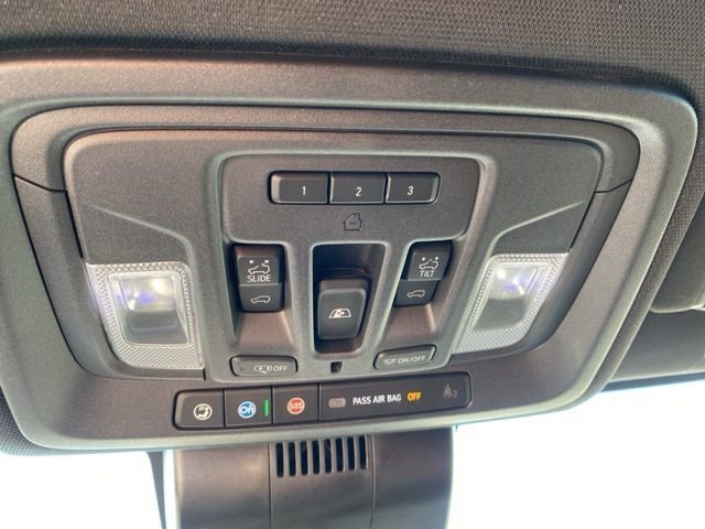 Used 2024 Iridescent Pearl Tricoat Chevrolet High Country DRW image 33