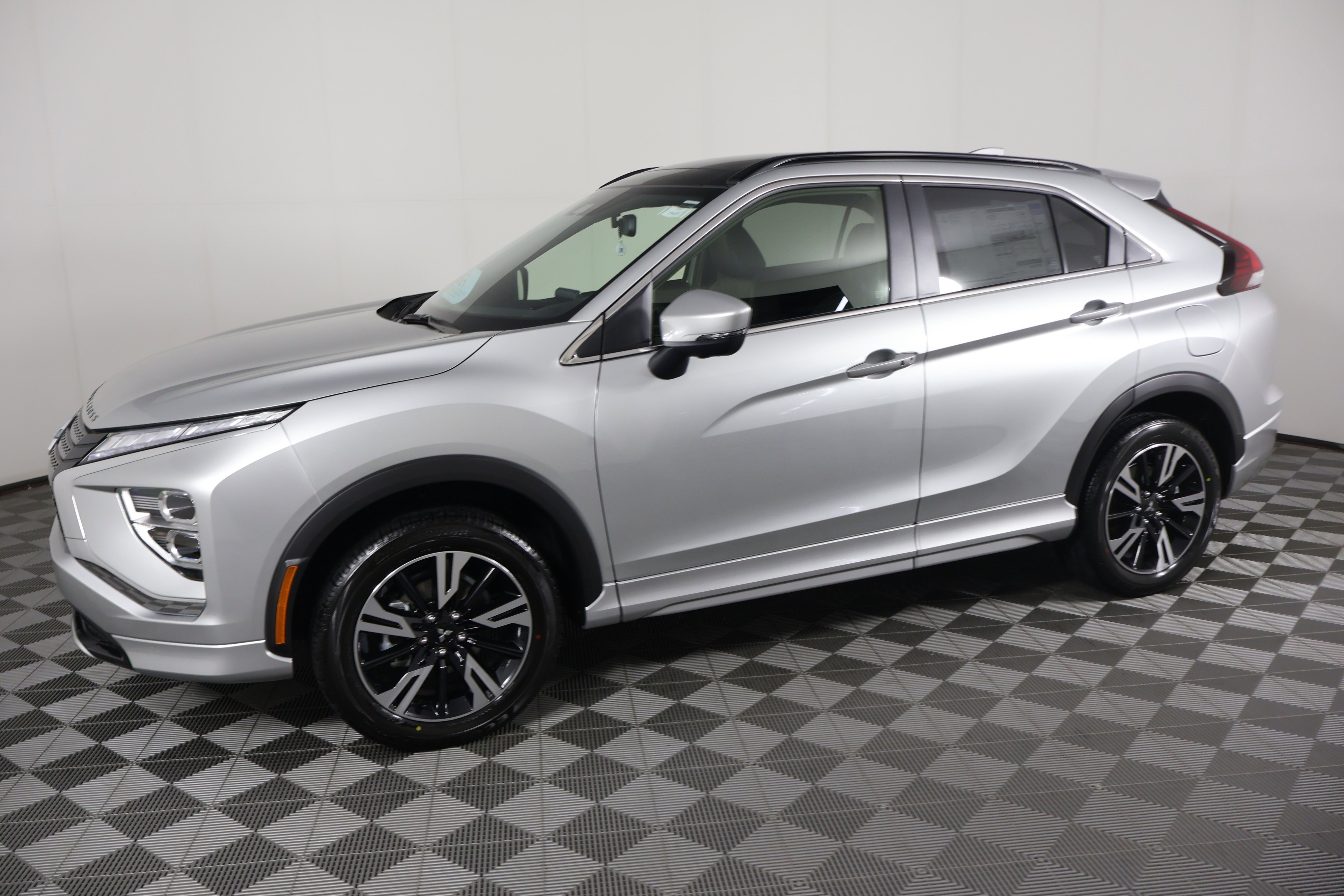 2026 Mitsubishi Eclipse Cross SEL - Photo 9