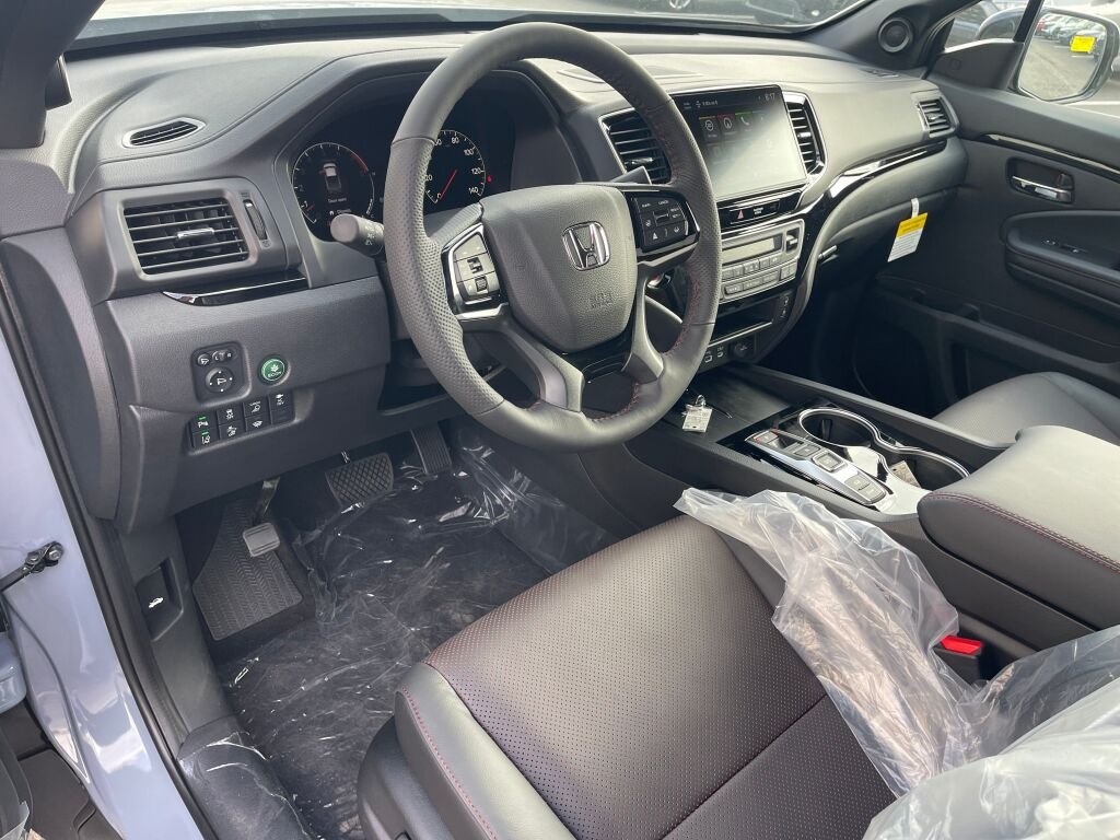 New 2026 Sonic Gray Pearl Honda Black Edition image 6