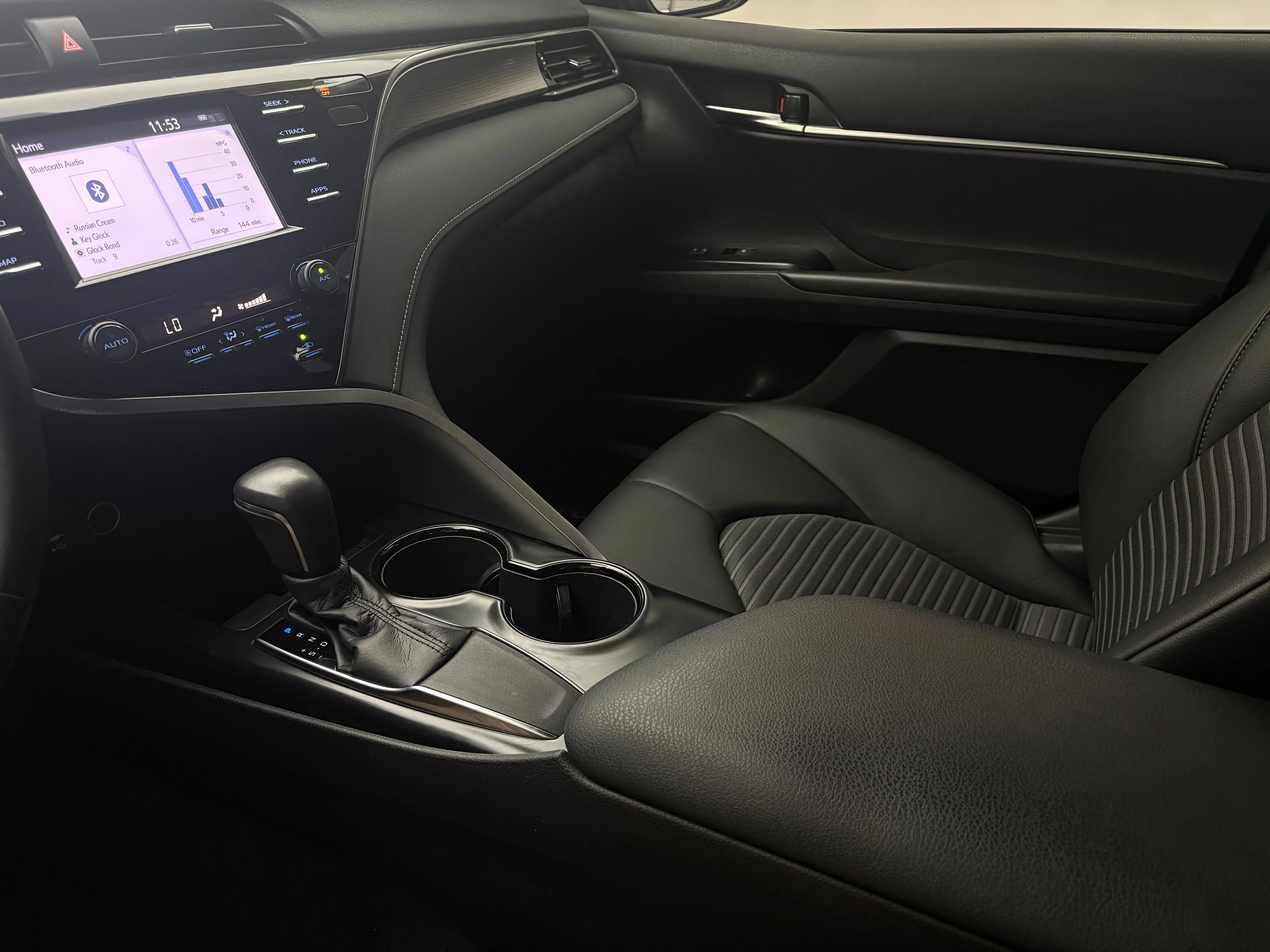 Used 2019 Celestial Silver Metallic Toyota SE image 25