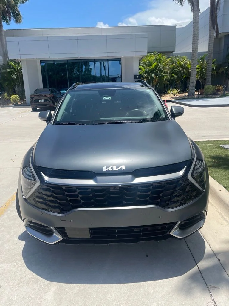 Used 2025 Shadow Matte Gray Kia SX-Prestige image 4
