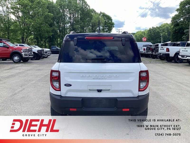Used 2022 White Ford Badlands image 6