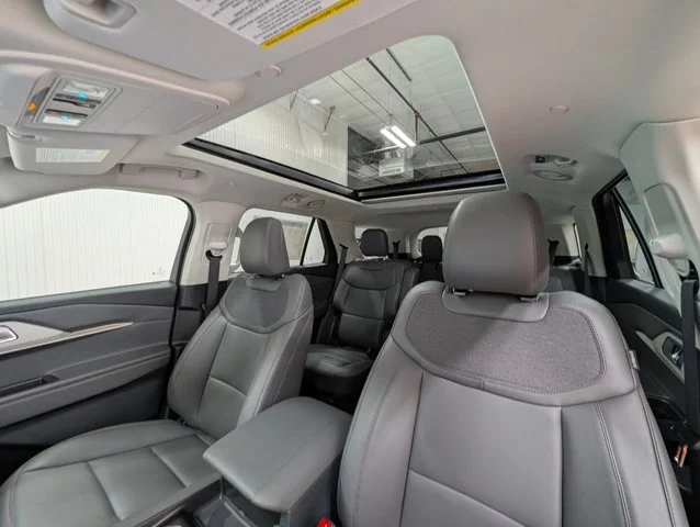 New 2026 Star White Metallic Tri-Coat Ford Active image 40