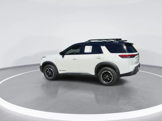 Used 2025 White Nissan Rock Creek image 7