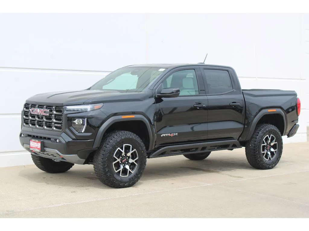 2025 GMC Canyon AT4
