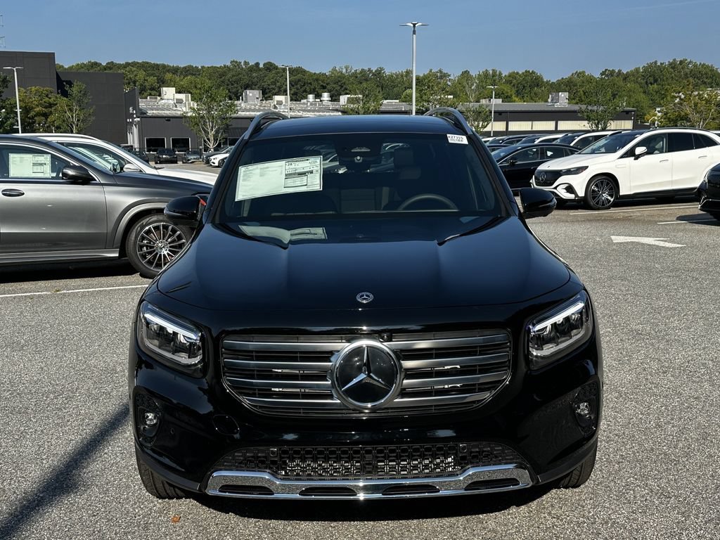 New 2026 Night Black Mercedes-Benz GLB 250 image 40