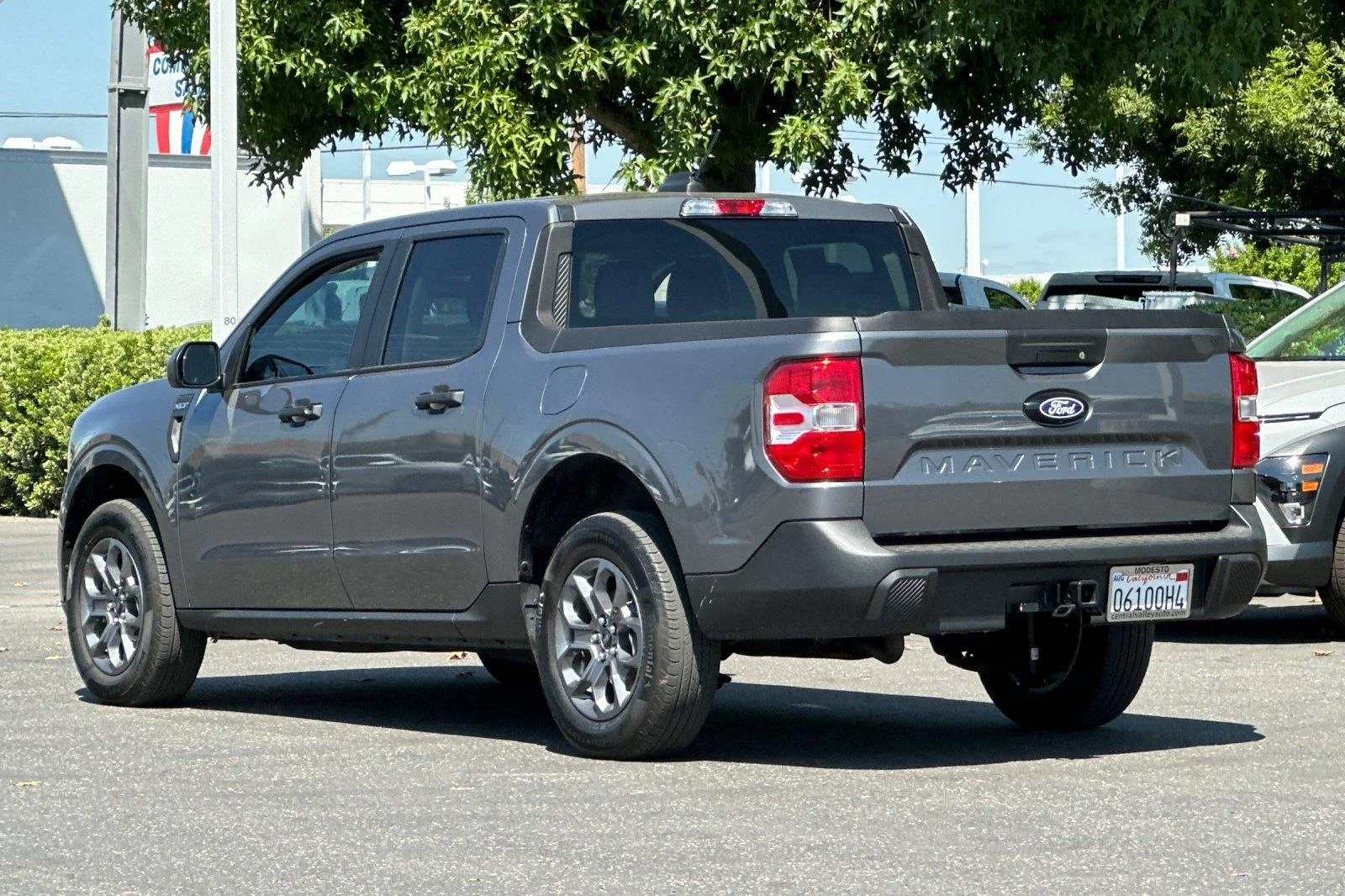 Used 2025 Carbonized Gray Metallic Ford XLT image 6