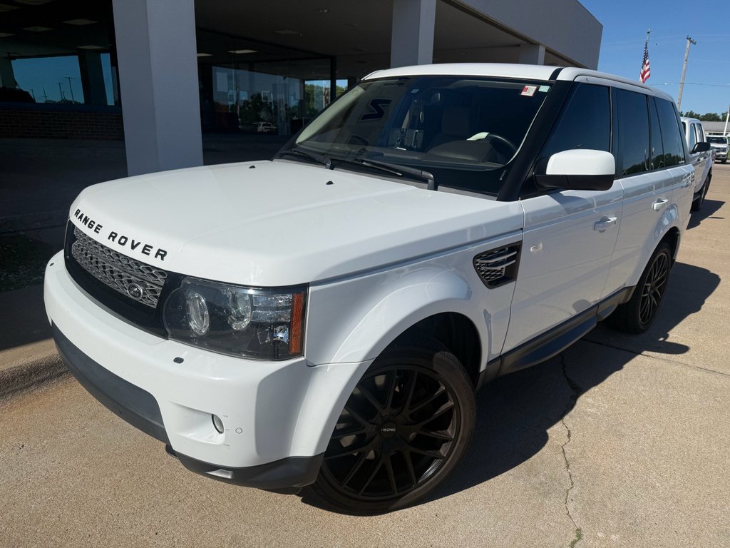 Used 2013 Fuji White Land Rover HSE LUX image 2