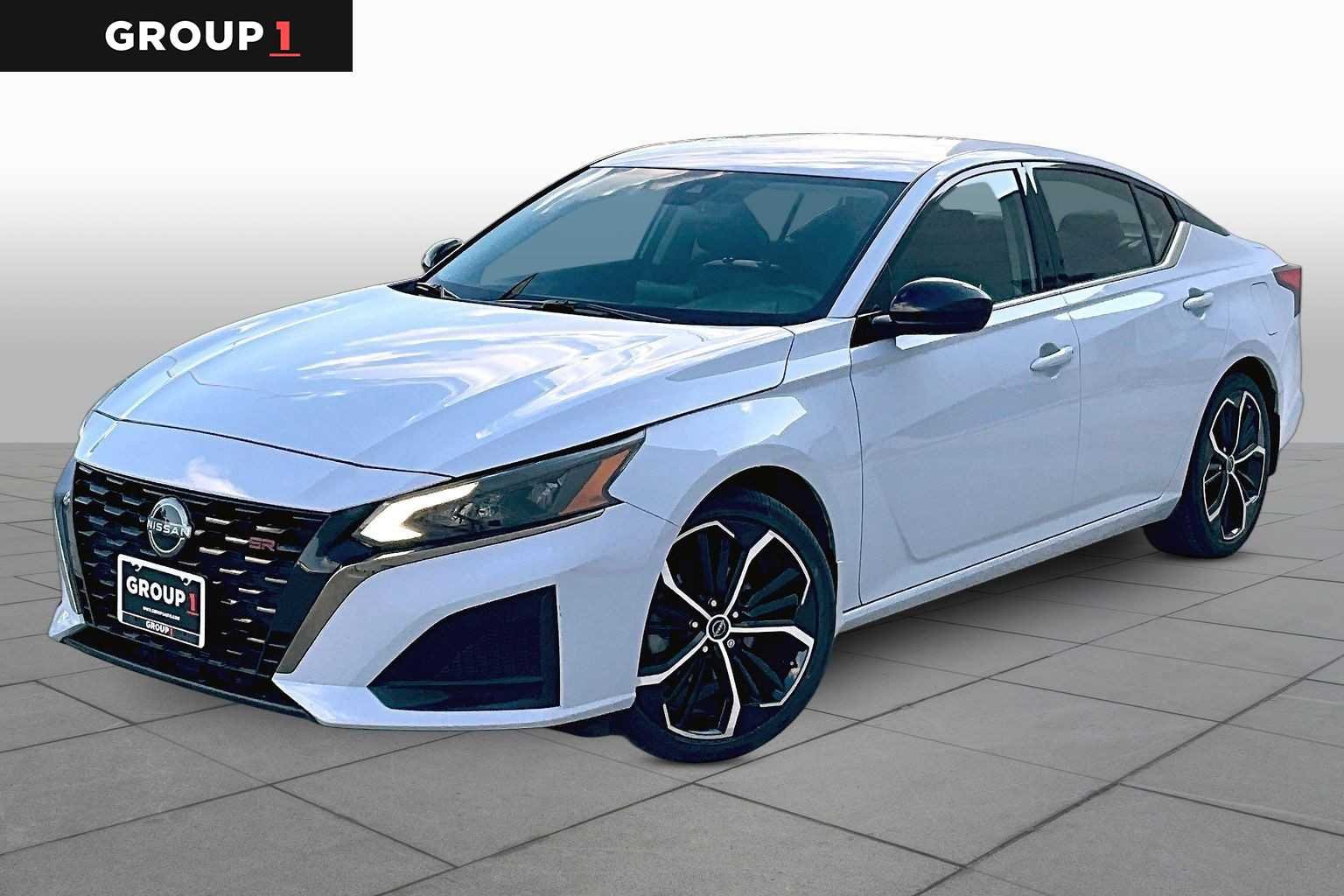 2024 Nissan Altima 2.5 SR's photo