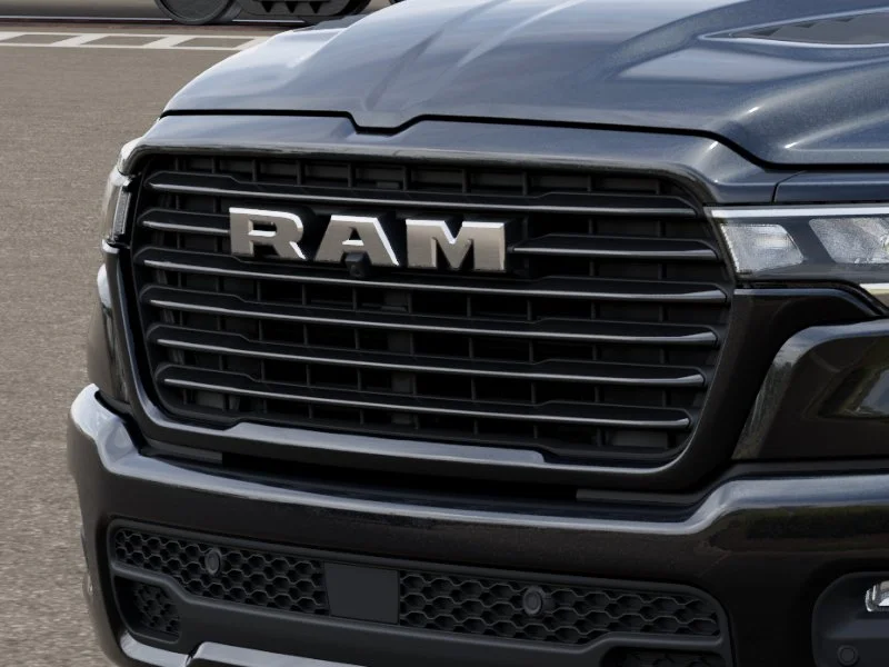 New 2026 Diamond Black Crystal Pearl-Coat Exterior Paint RAM Laramie image 7