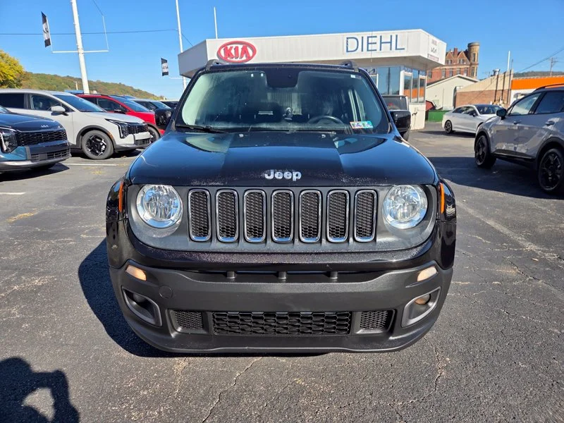 Used 2017 Black Jeep Latitude image 2