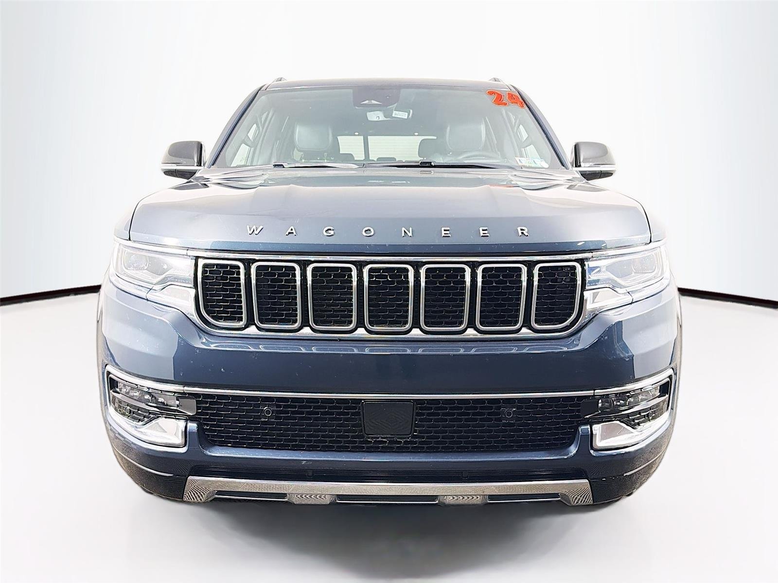 Used 2024  Jeep Series III image 2