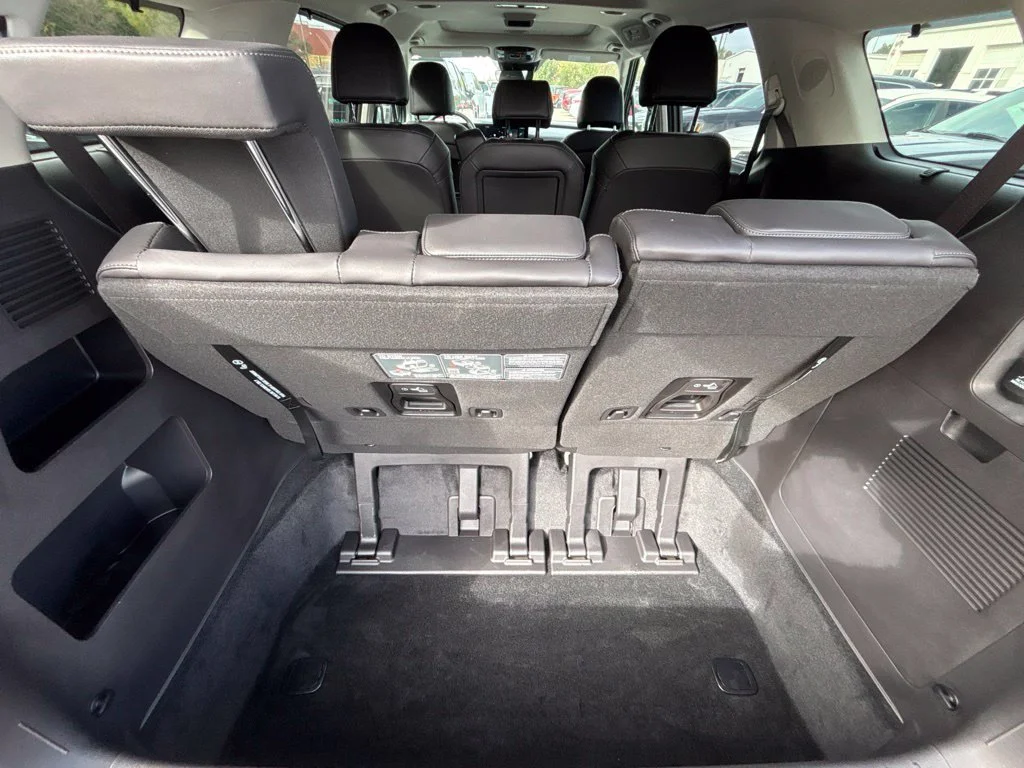 Used 2026 Silver Kia  image 20