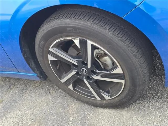 Used 2024 Electric Blue Met Nissan SV image 22