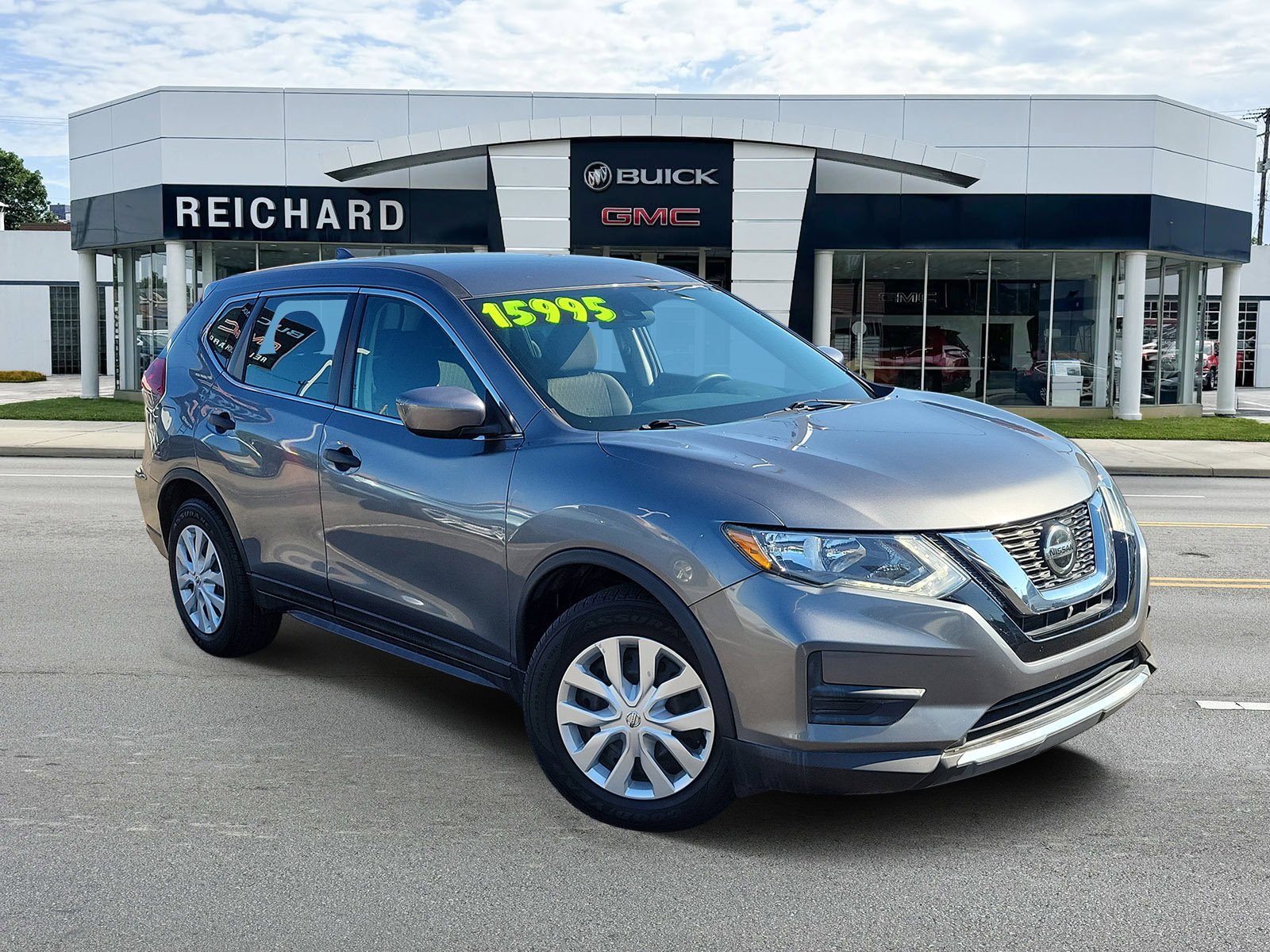 Used 2020  Nissan S image 1