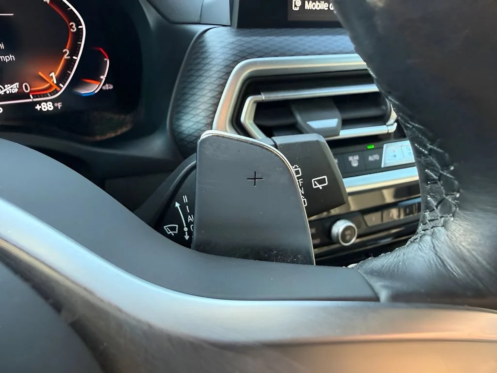 Used 2023  BMW xDrive30i image 34
