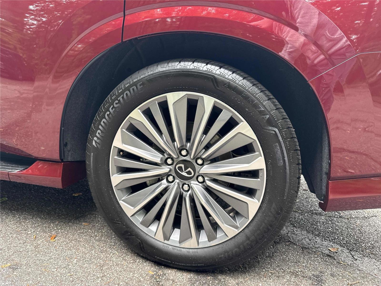 Certified Used 2025 Coulis Red INFINITI SENSORY image 33
