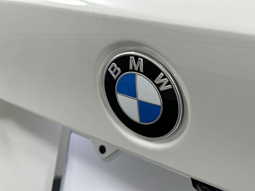 Used 2026 Alpine White BMW 330i xDrive image 22