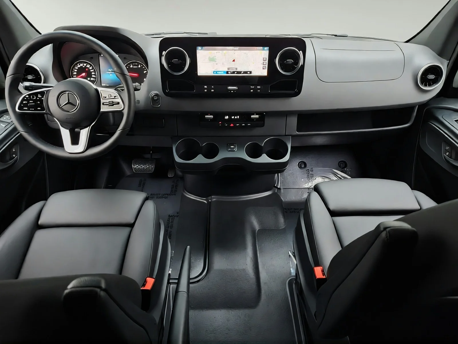 Used 2024 Obsidian Black Metallic Mercedes-Benz  image 14