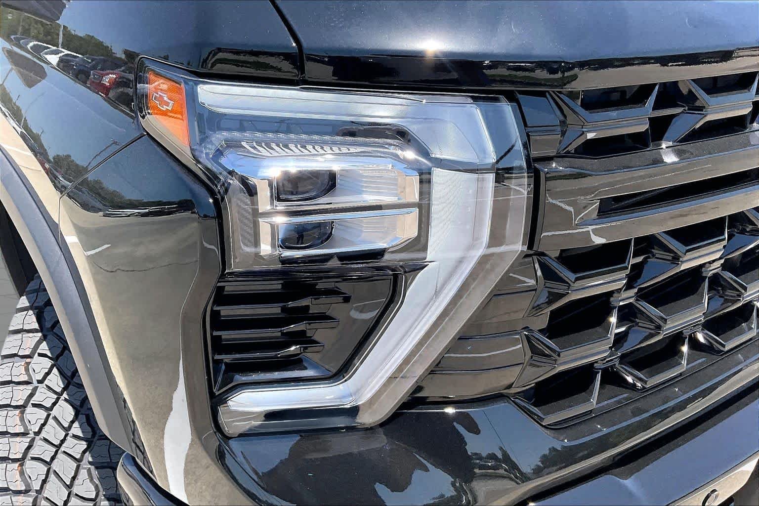 2026 Chevrolet Silverado 2500 HD ZR2 - Photo 13