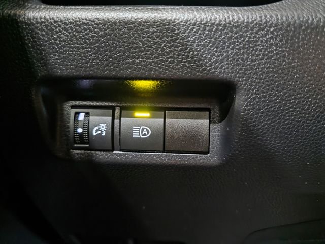 Certified Used 2025 White Toyota XLE image 18