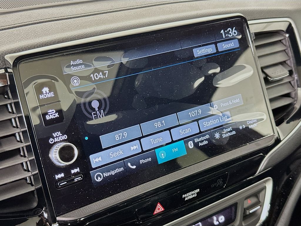 New 2026 Sonic Gray Pearl Honda Black Edition image 15