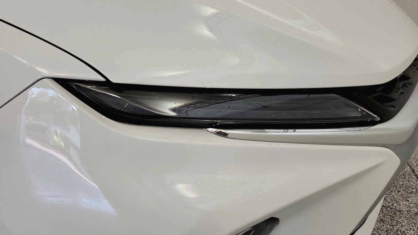 New 2026 Summit White Chevrolet 3LT image 31