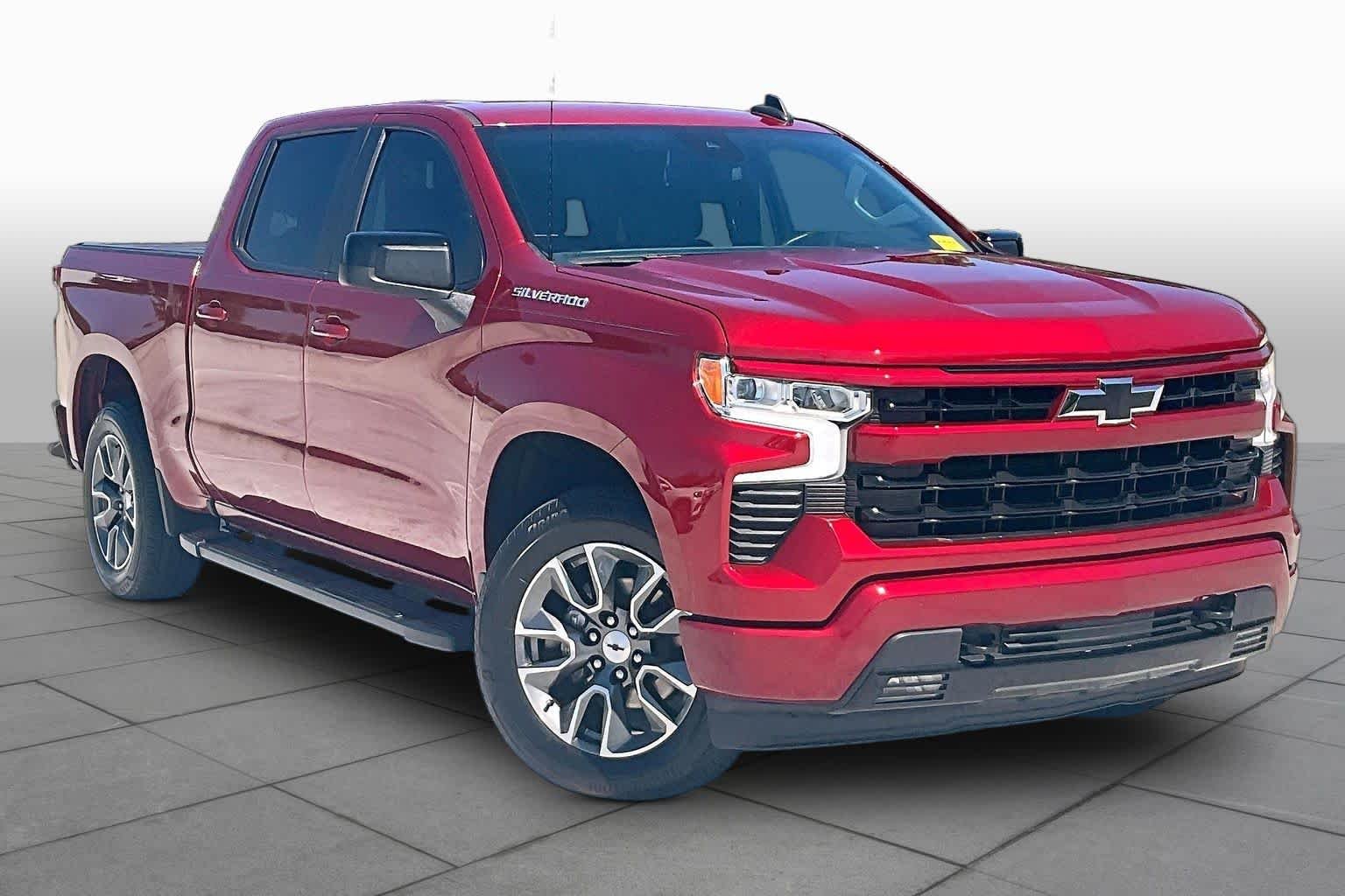 Used 2025 Radiant Red Tintcoat Chevrolet RST image 3