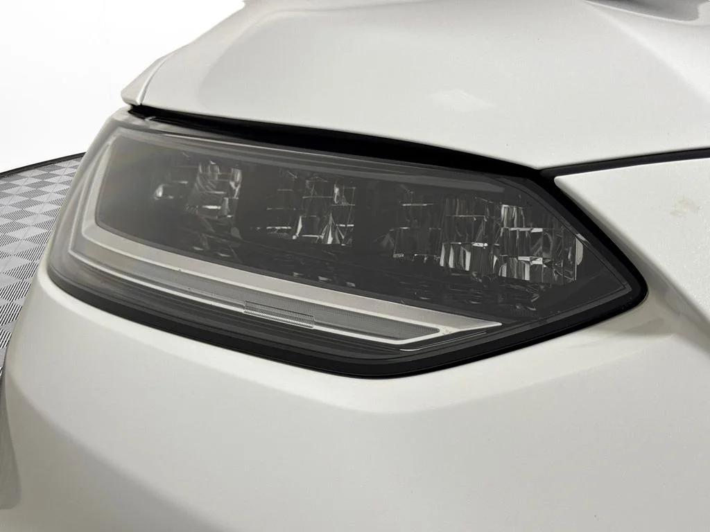 Certified Used 2026 Platinum White Pearl Honda AWD EX-L image 16