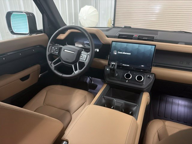 New 2026 Santorini Black Land Rover S image 20