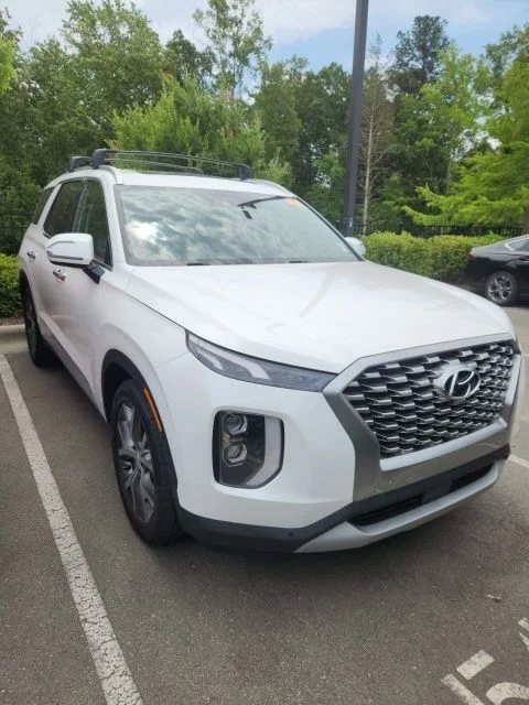 Used 2021 White Hyundai SEL image 2