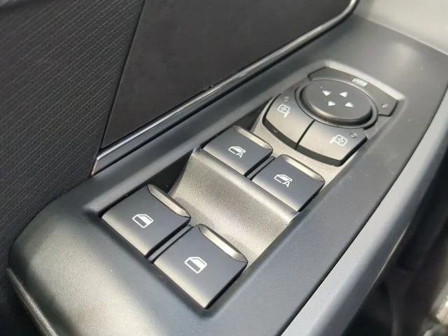 New 2026 Oxford White Ford XLT image 22