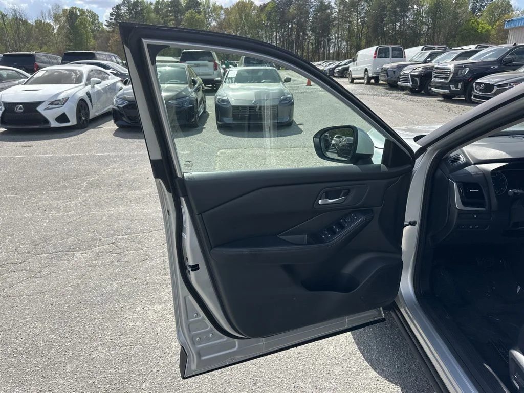 Used 2025 Silver Nissan SV image 24