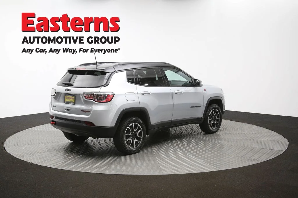 Used 2024 Silver Jeep Trailhawk image 39
